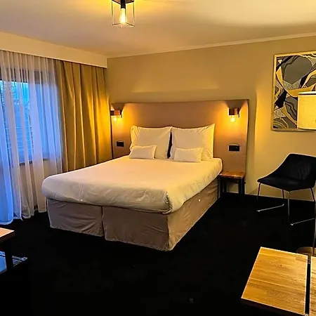 Amber Blue Wellness & Hotel